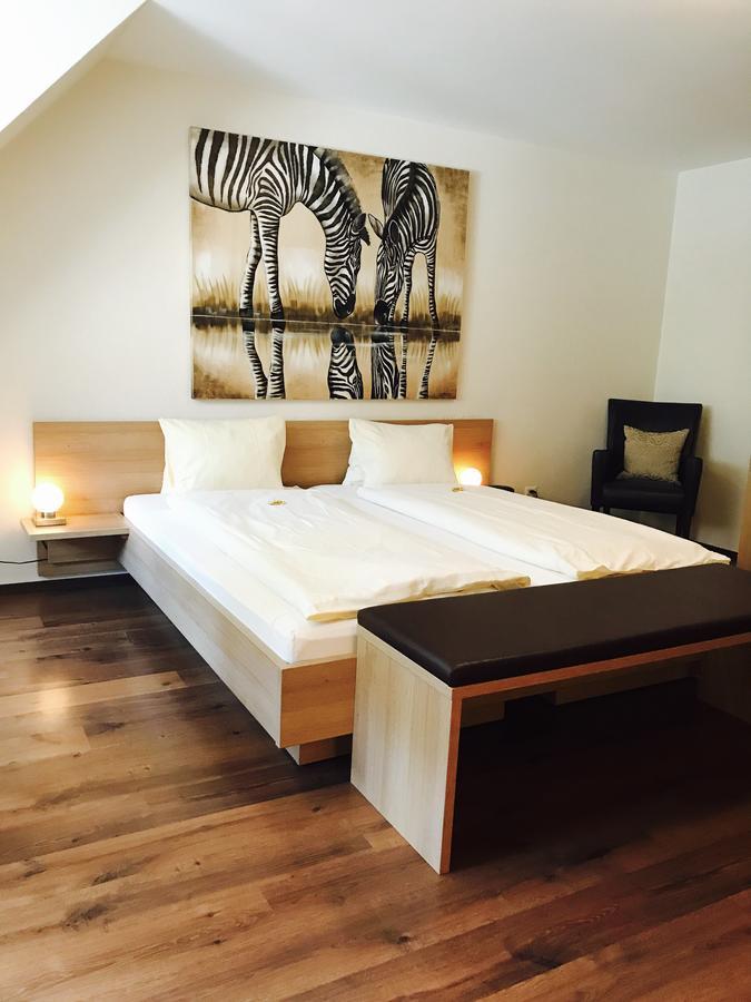 Hotel Kreuz Holderbank エクステリア 写真
